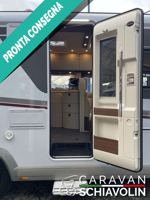 CARTHAGO CHIC C LINE I 5.9 XL LE Mercedes-Benz CAMBIO AUTOMATICO
