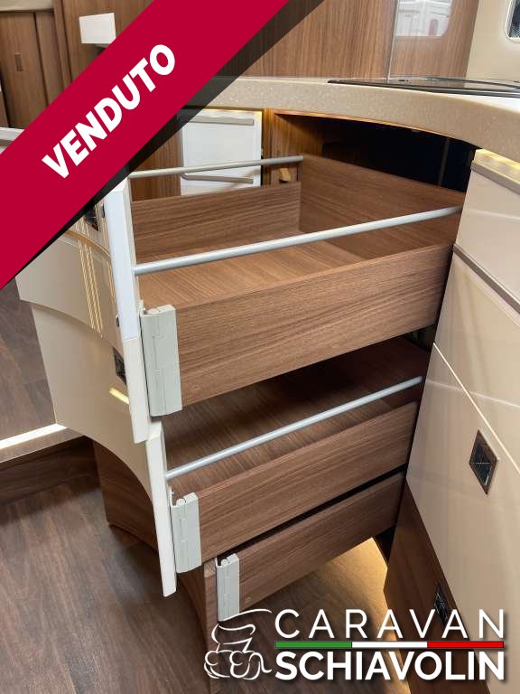 CARTHAGO CHIC E-LINE I 61 XL LE MERCEDES NOVITA' 2026