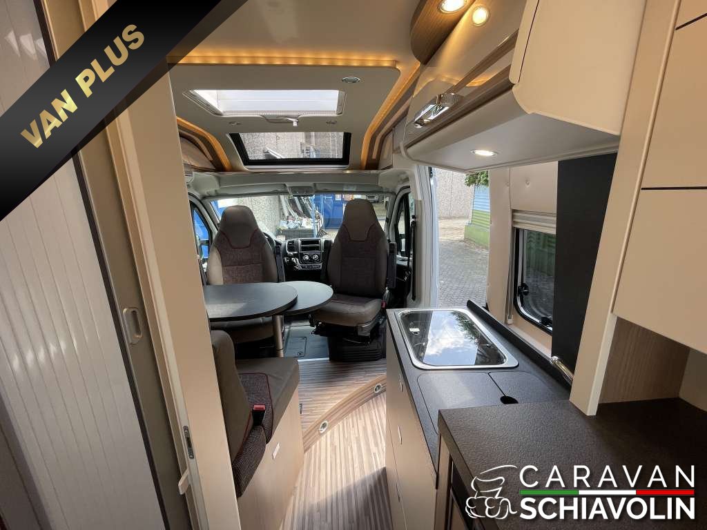 MALIBU Van Charming GT Skyview 600 DB K