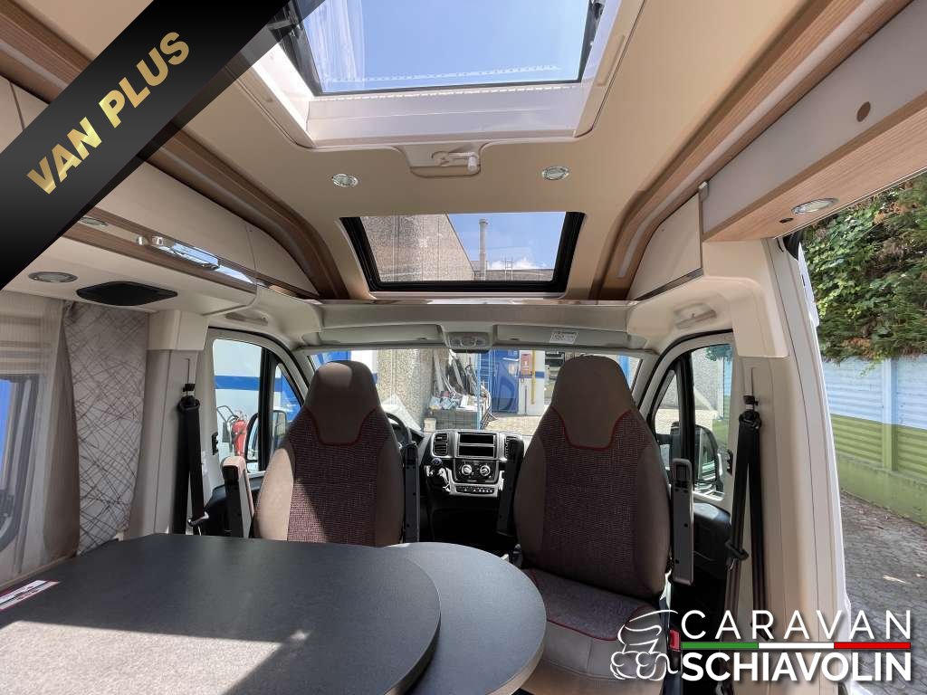 MALIBU Van Charming GT Skyview 600 DB K