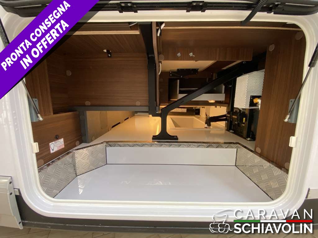 CARTHAGO CHIC C LINE I 4.9 LE L MERCEDES CAMBIO AUTOMATICO