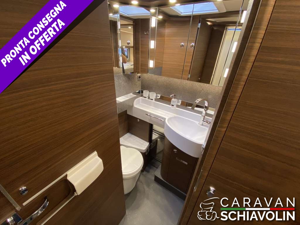 CARTHAGO CHIC C LINE I 4.9 LE L MERCEDES CAMBIO AUTOMATICO