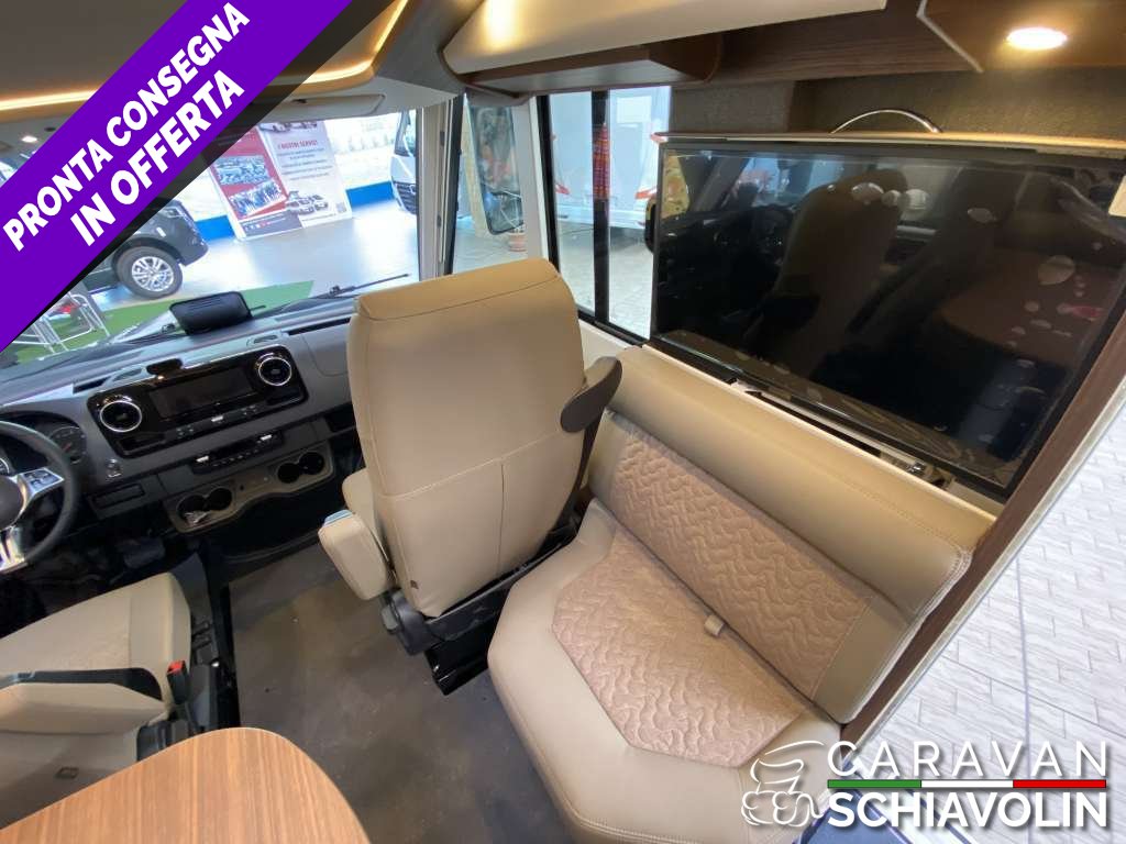 CARTHAGO CHIC C LINE I 4.9 LE L MERCEDES CAMBIO AUTOMATICO