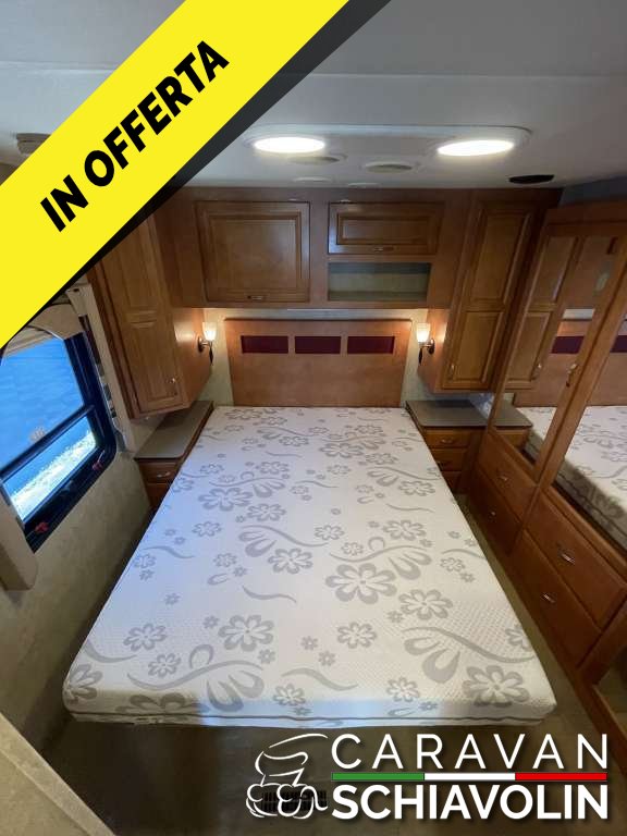 SPARTAN NEWMAR VENTANA 3330 40TH ANNIVERSARY CAMBIO AUTOMATICO IVA ESPOSTA