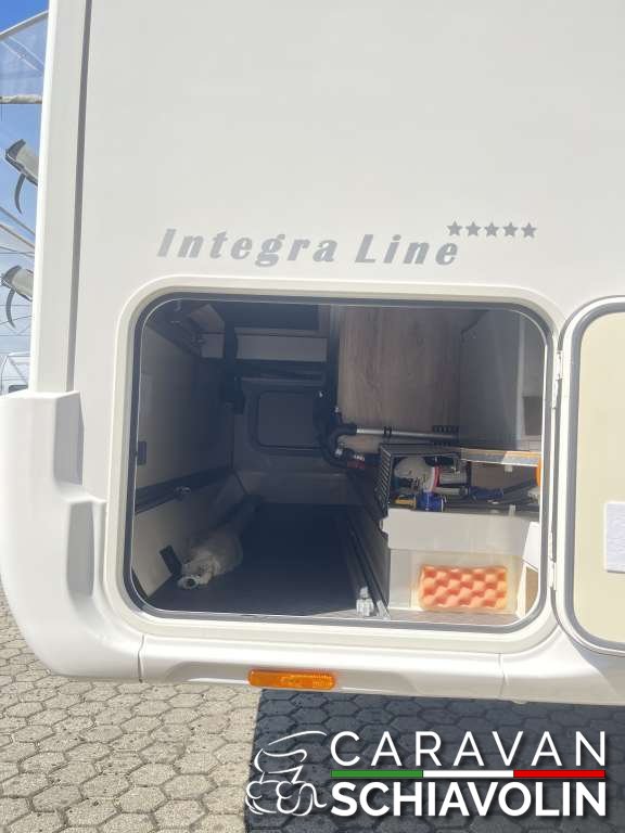 EURA MOBIL INTEGRA LINE 650 HS