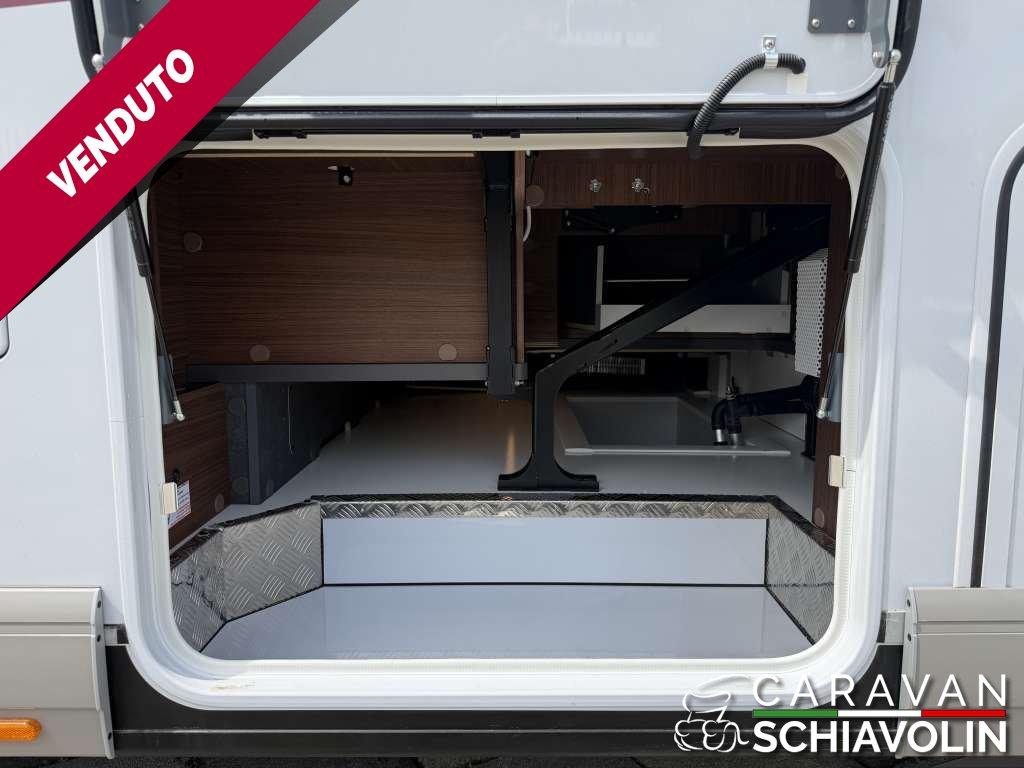 CARTHAGO CHIC C LINE I 5.0 QB L MERCEDES CAMBIO AUTOMATICO