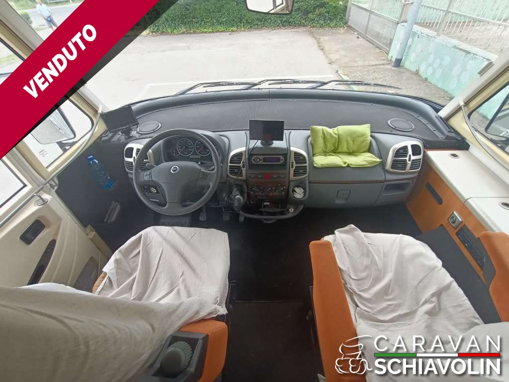 HYMER B 654