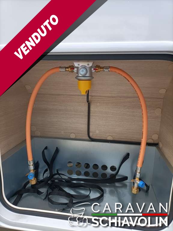 RAPIDO 696F ULTIMATE LINE