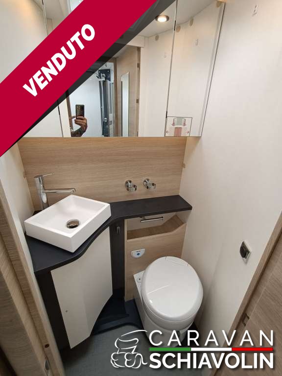 RAPIDO 696F ULTIMATE LINE