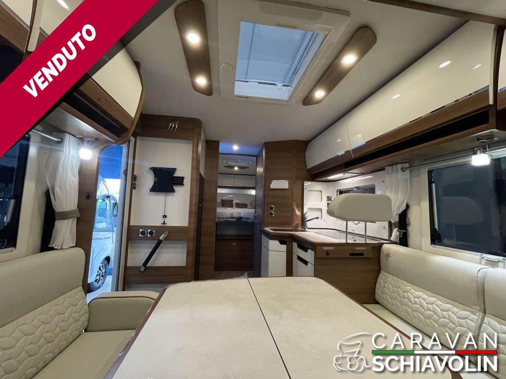 RAPIDO 8096 DF ULTIMATE LINE CAMBIO AUTOMATICO